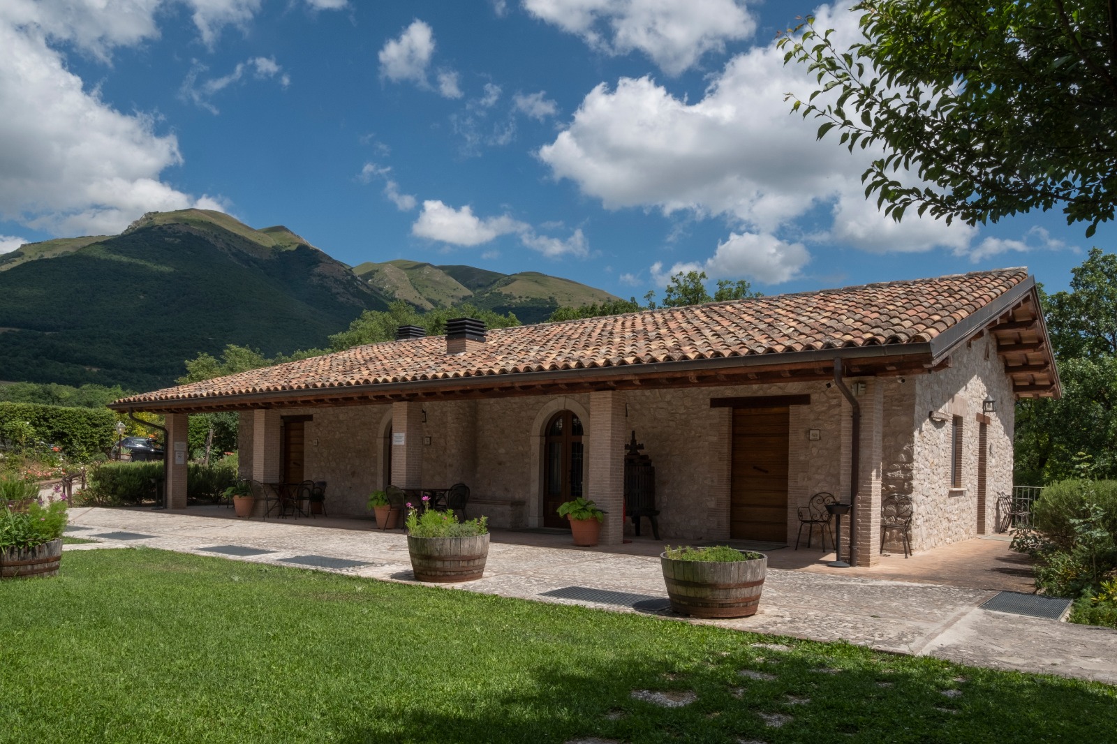 Esterno_Casale2